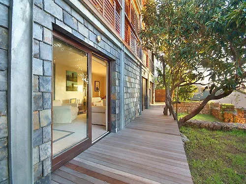 17 Geneva Lower Camps Bay