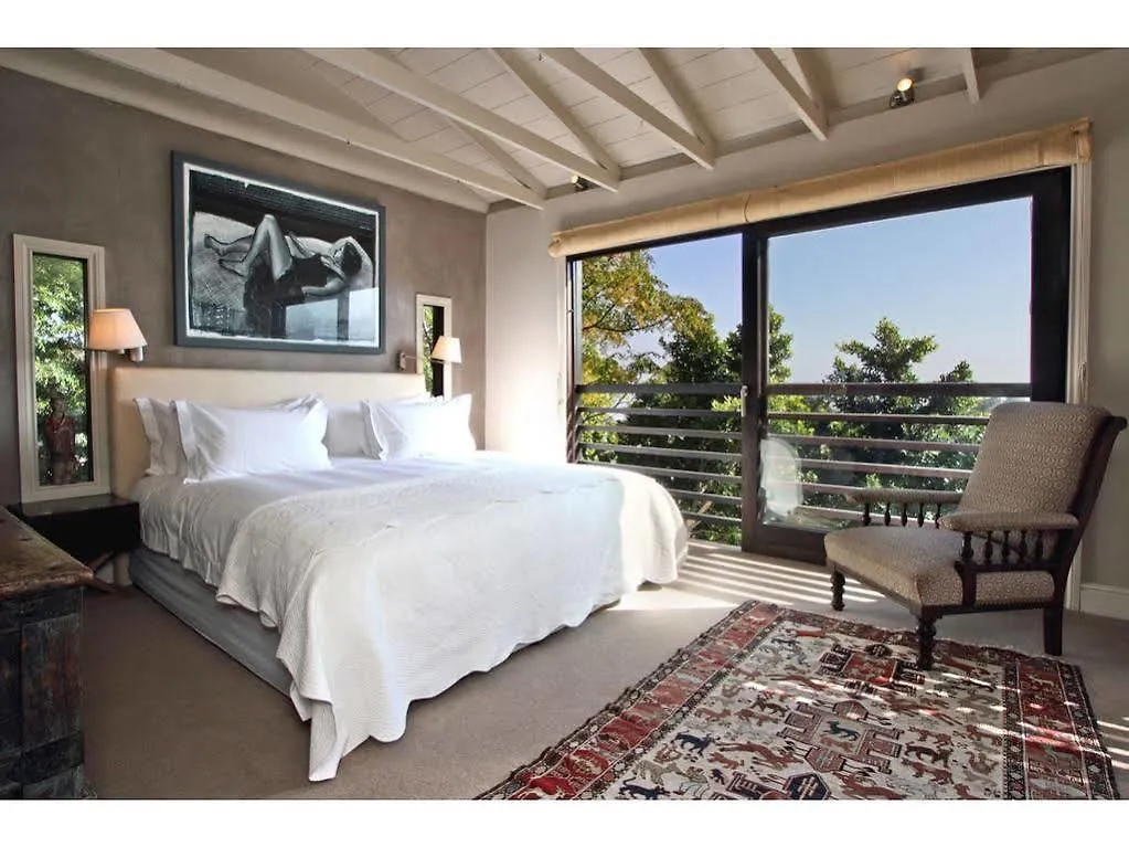 Apartment 17 Geneva Lower Camps Bay South Africa